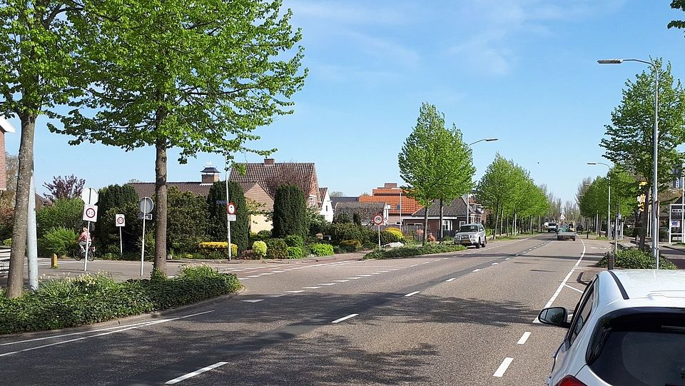 Foto: de rijksweg in Limmen